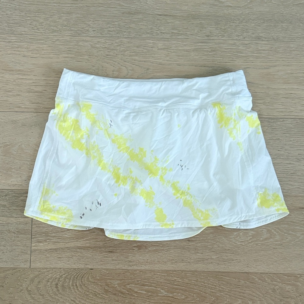Lululemon pace rival running skirt White and Yellow size 10